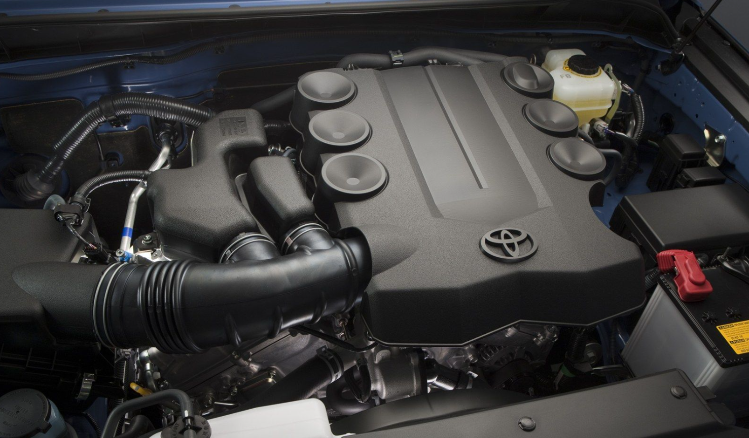 2025 Toyota FJ Cruiser Engine