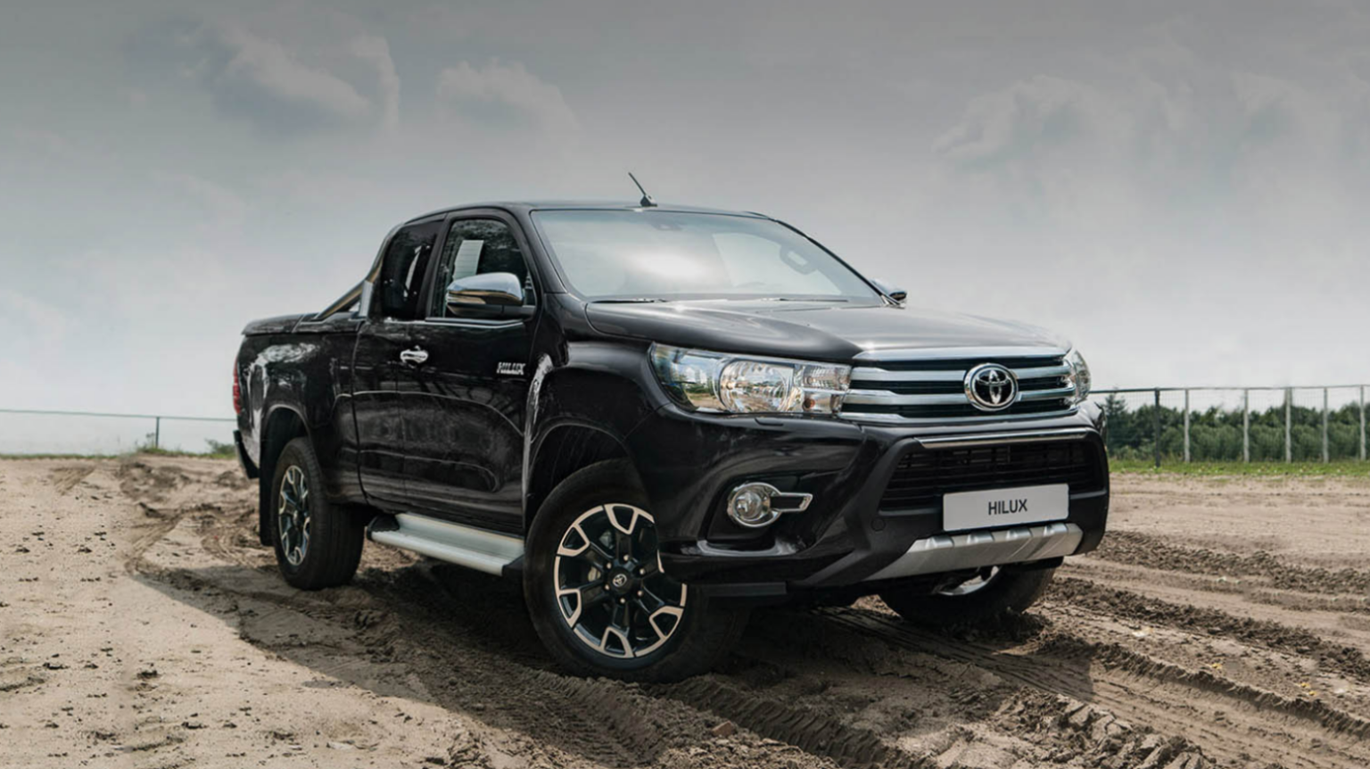 2025 Toyota Hilux Exterior